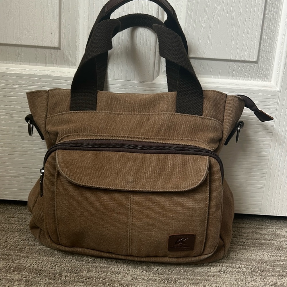 Satchel style handbag